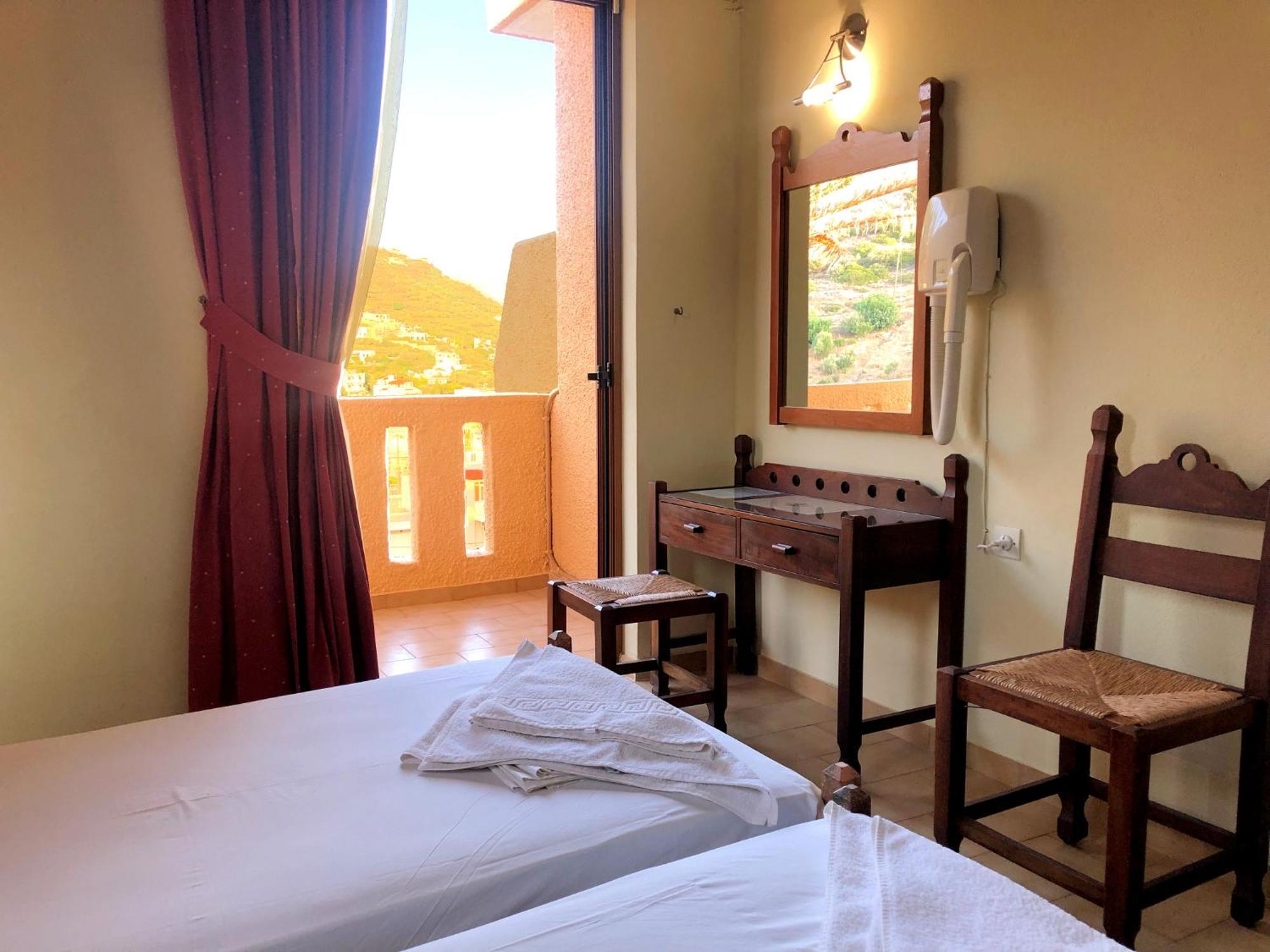 פלאקיאס Lappa Hotel מראה חיצוני תמונה