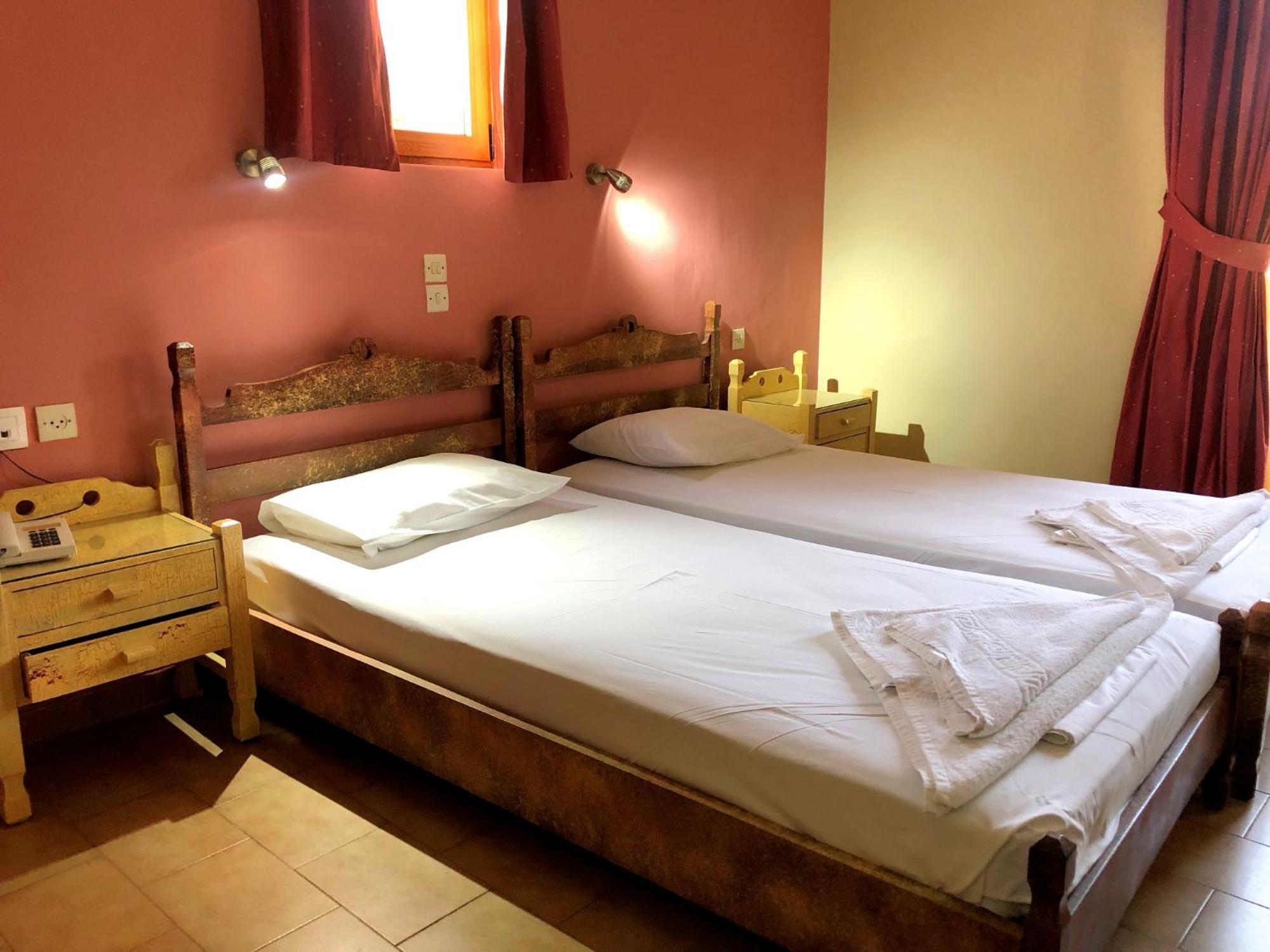 פלאקיאס Lappa Hotel מראה חיצוני תמונה